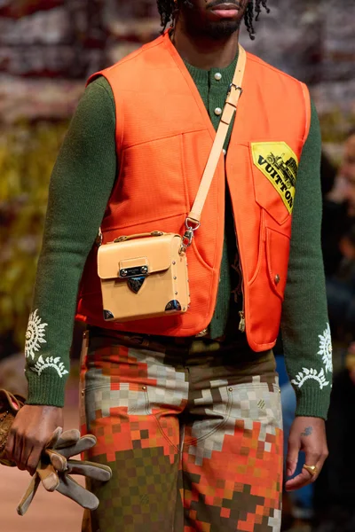 Look 109